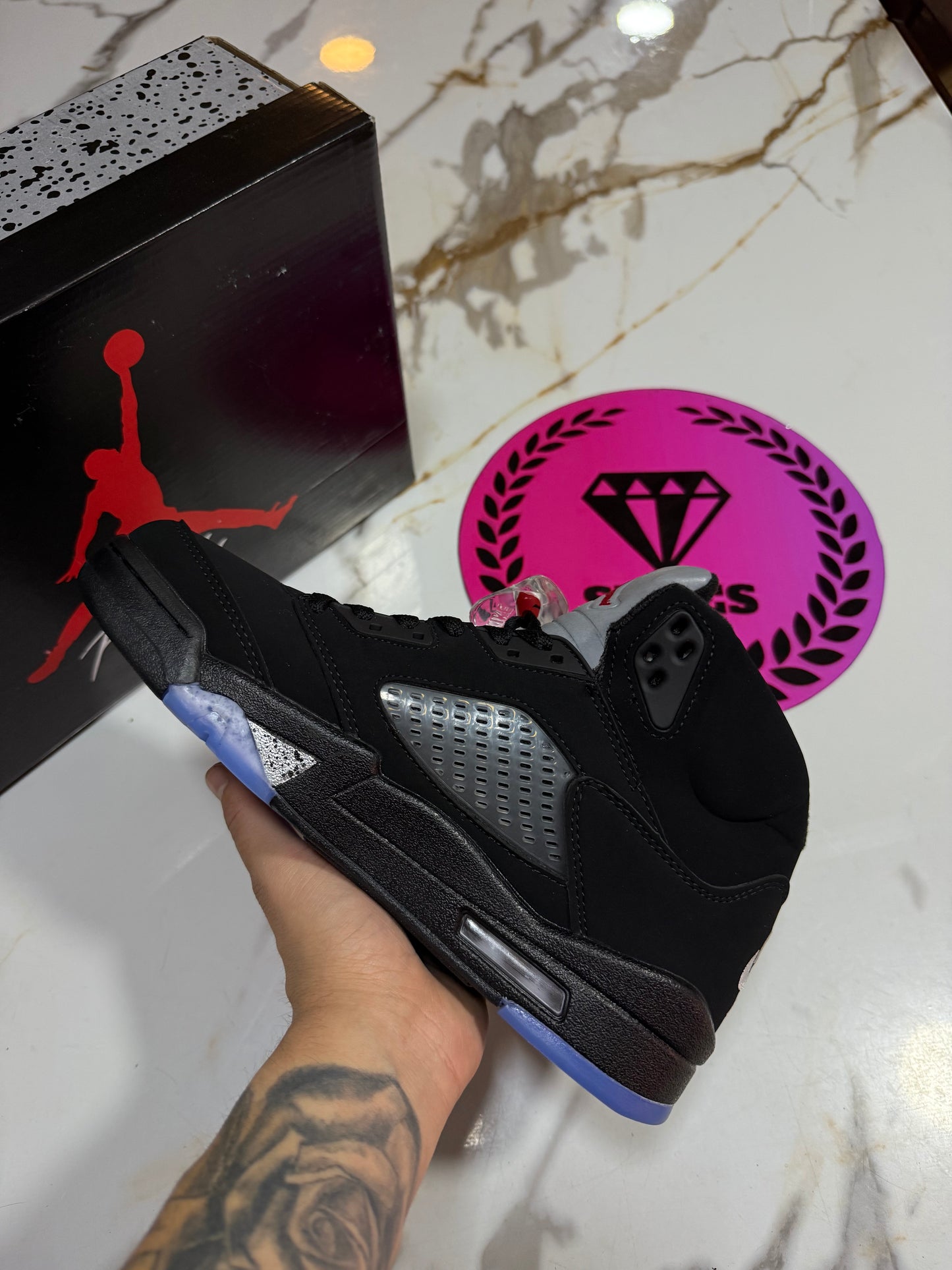 JORDAN RETRO 5