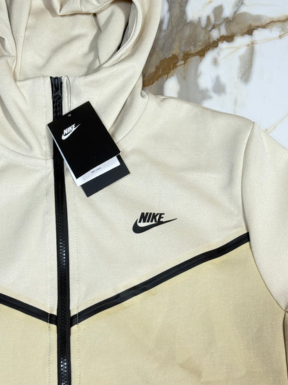 BUZO NIKE TECH