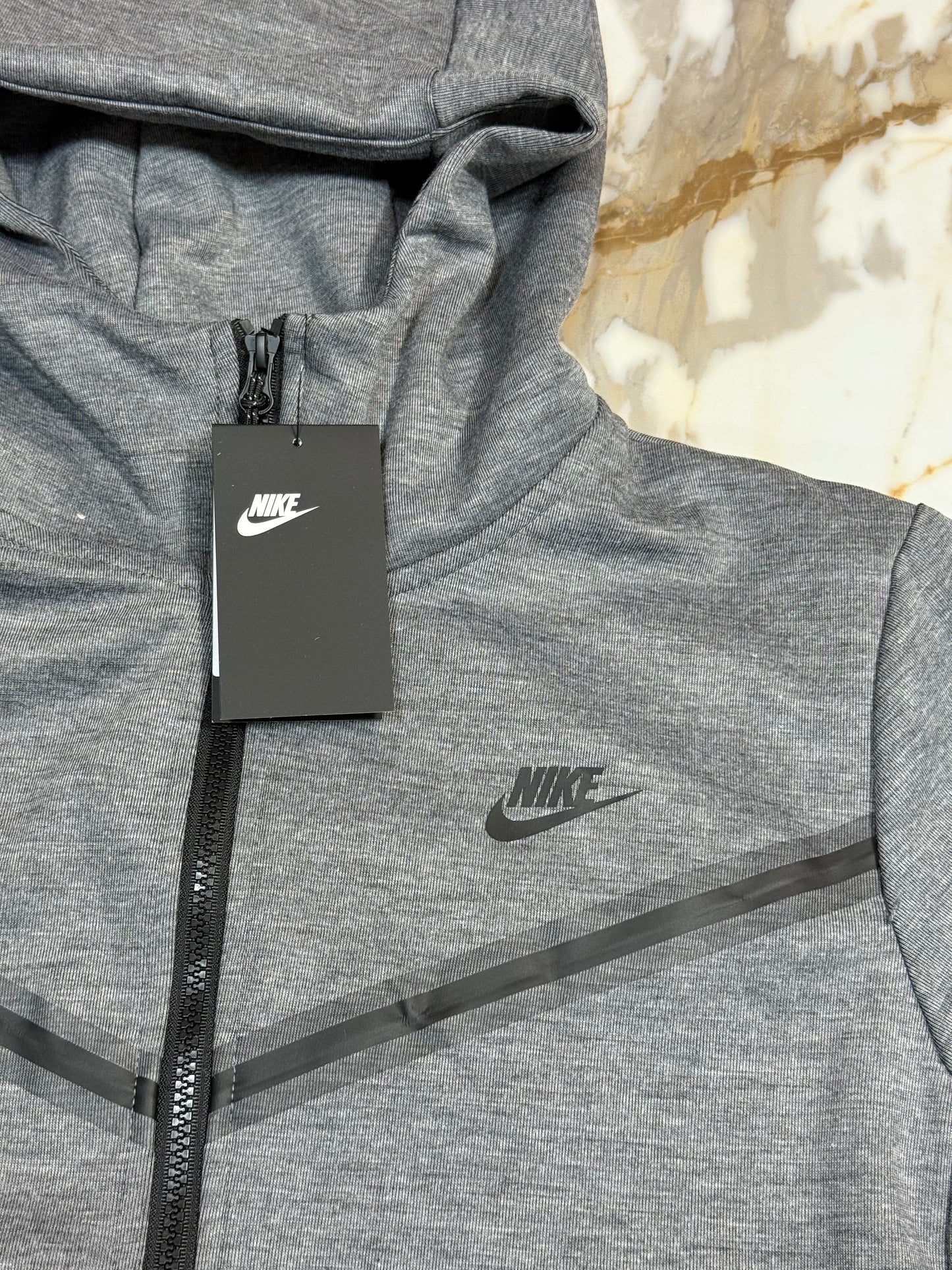 BUZO NIKE TECH