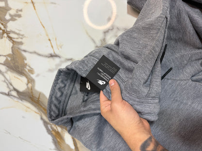 BUZO NIKE TECH