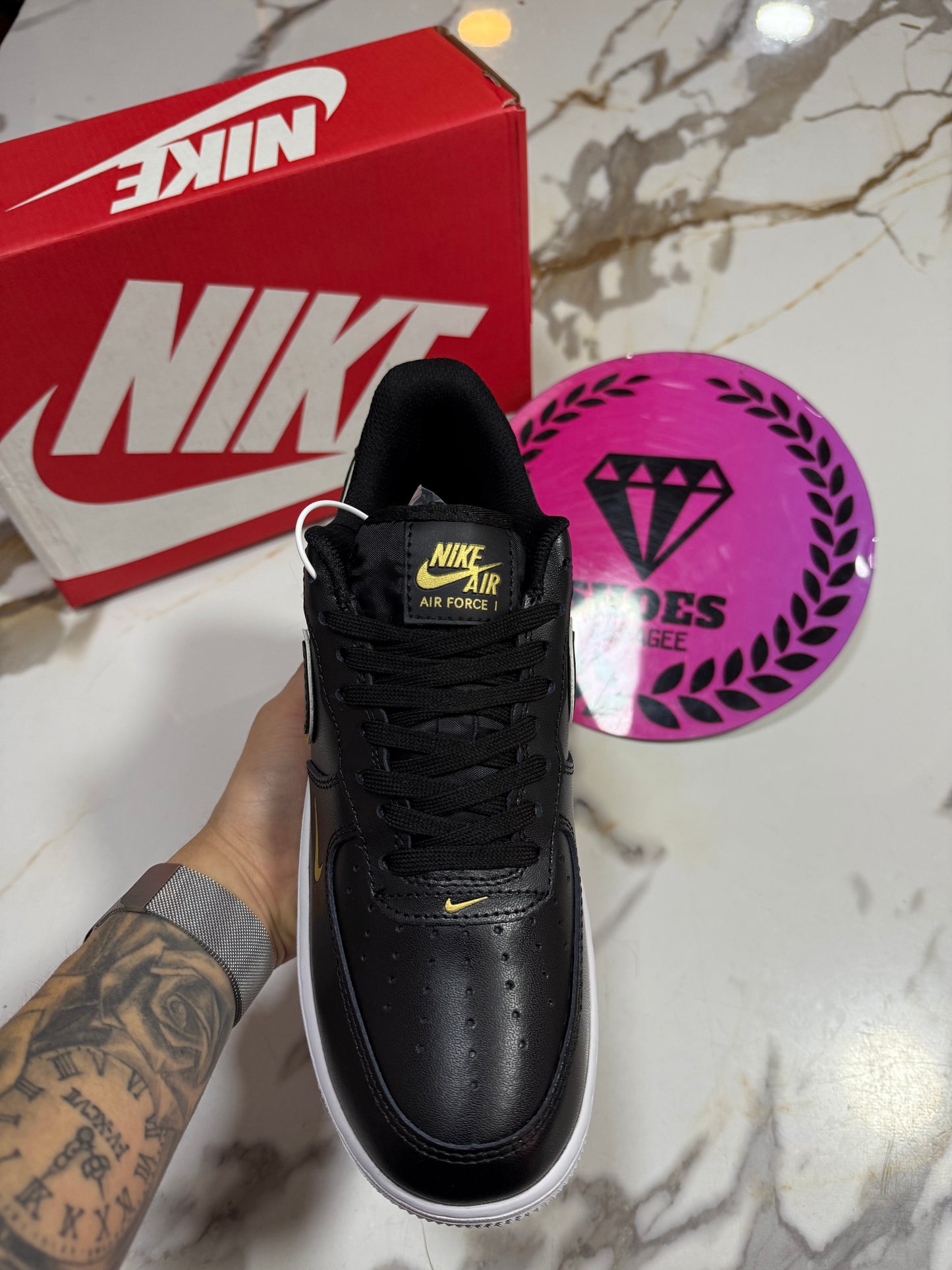 NIKE AIR FORCE ONE