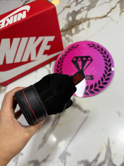 NIKE AIR FORCE ONE