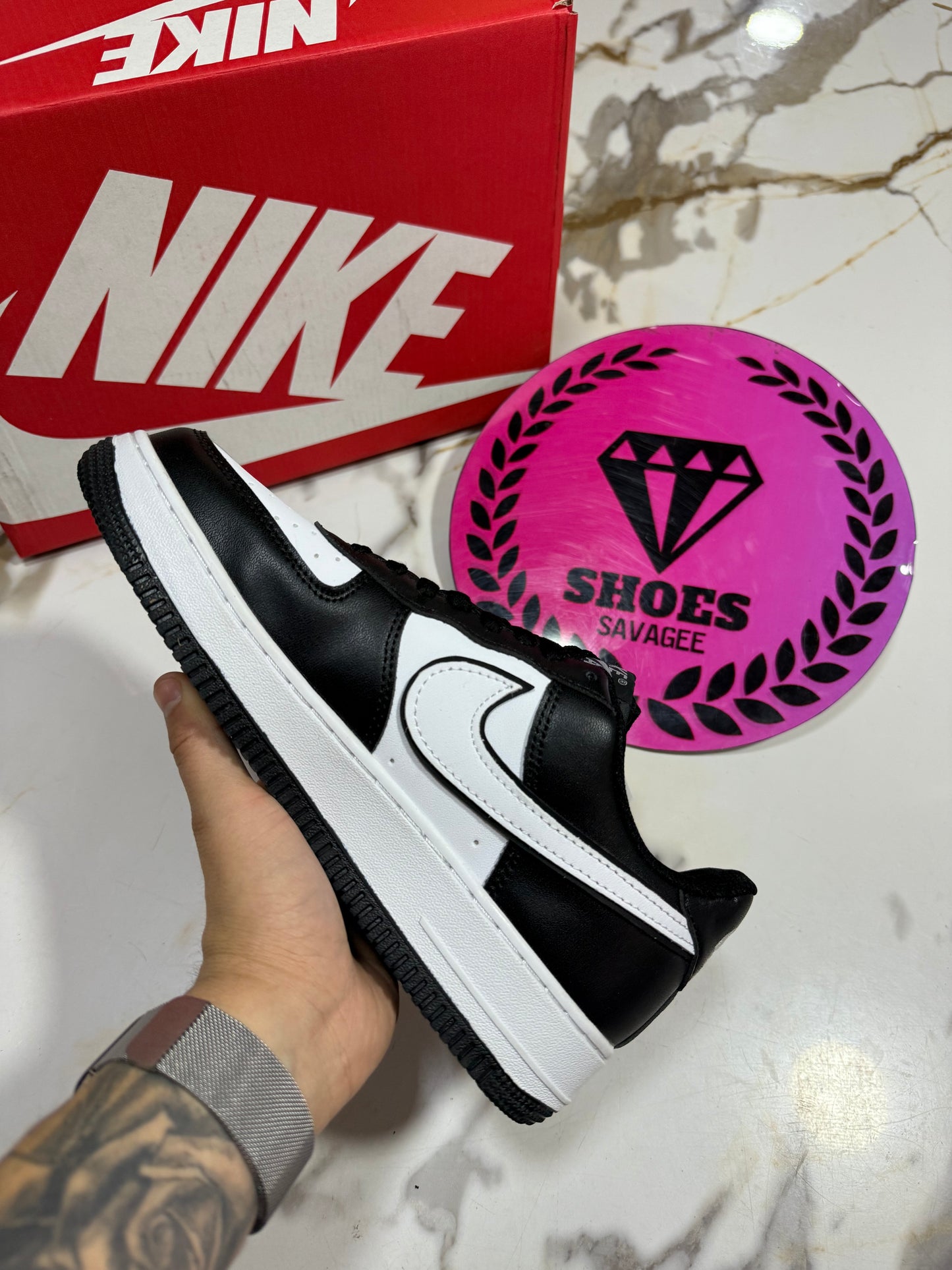 NIKE AIR FORCE ONE
