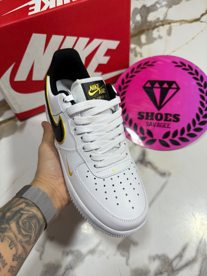 NIKE AIR FORCE ONE