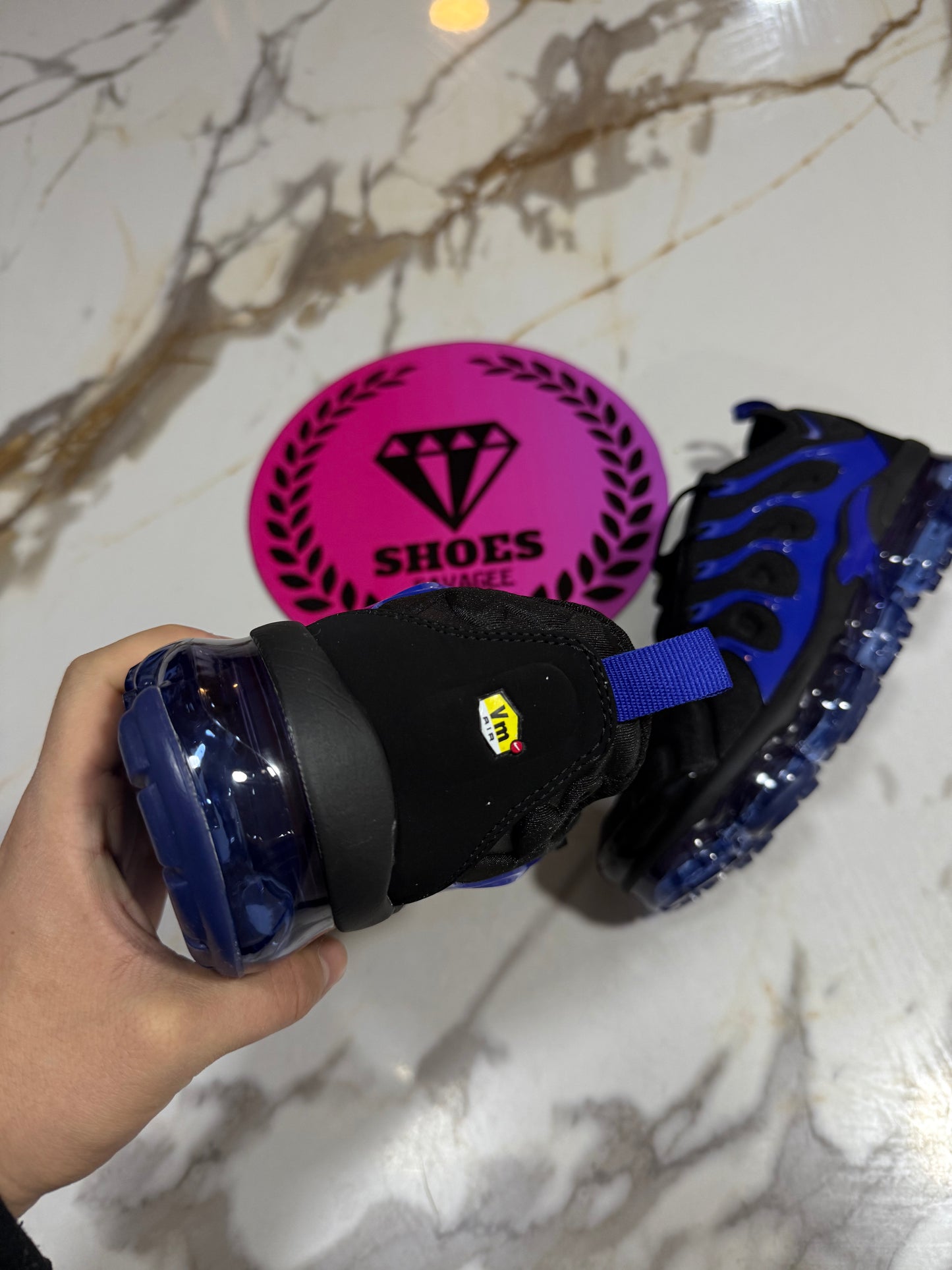 VAPORMAX PLUS