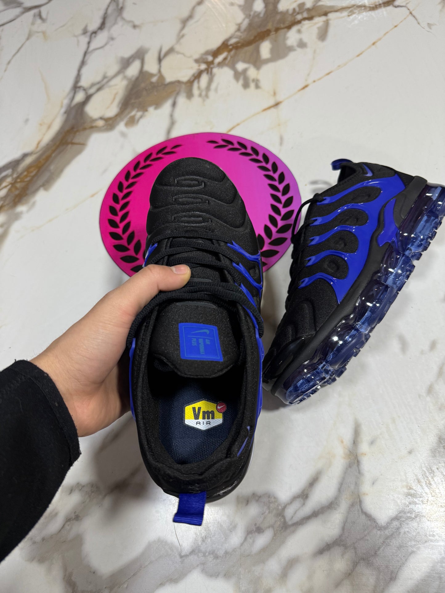 VAPORMAX PLUS