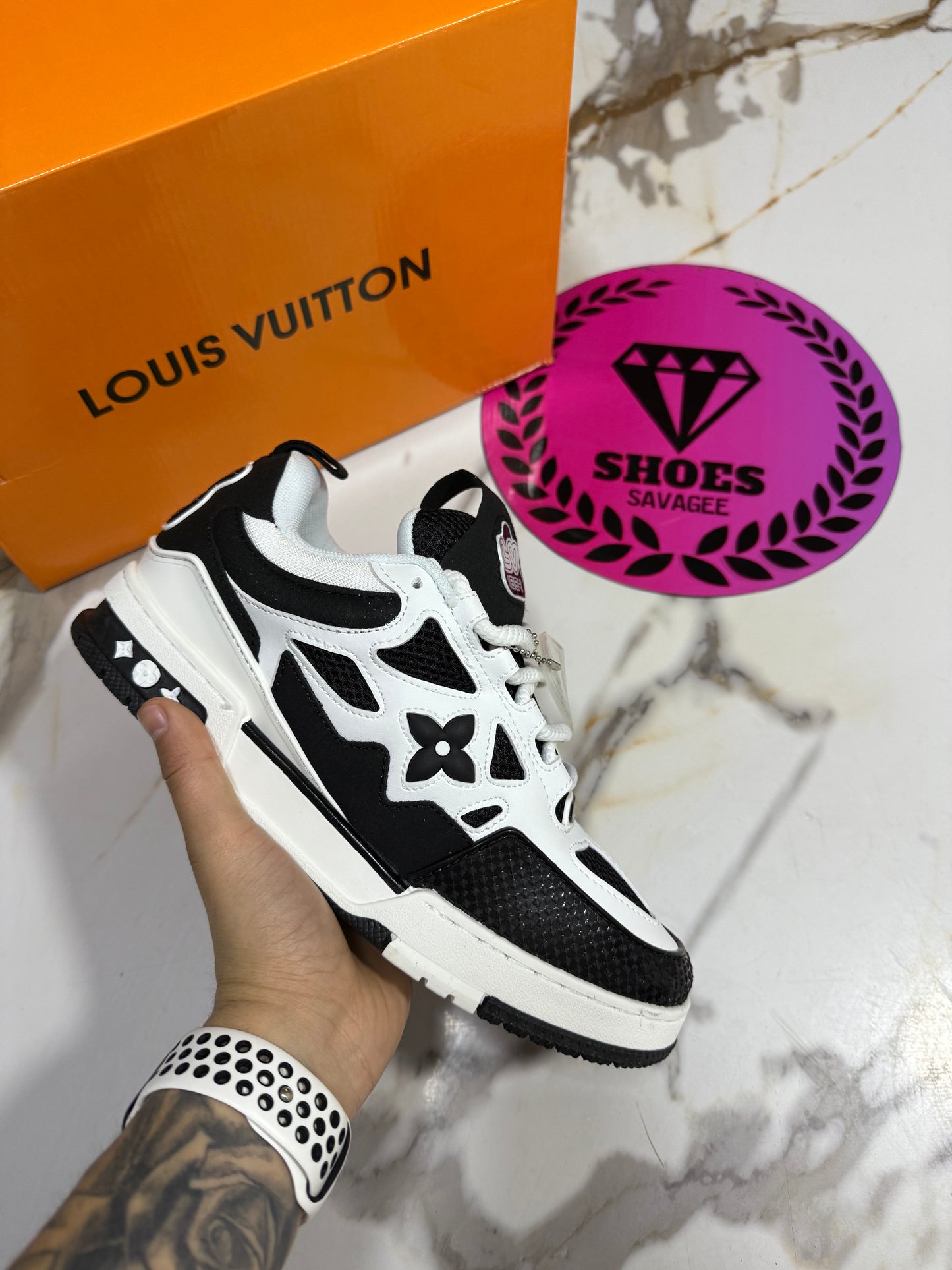 LOUIS VUITTON