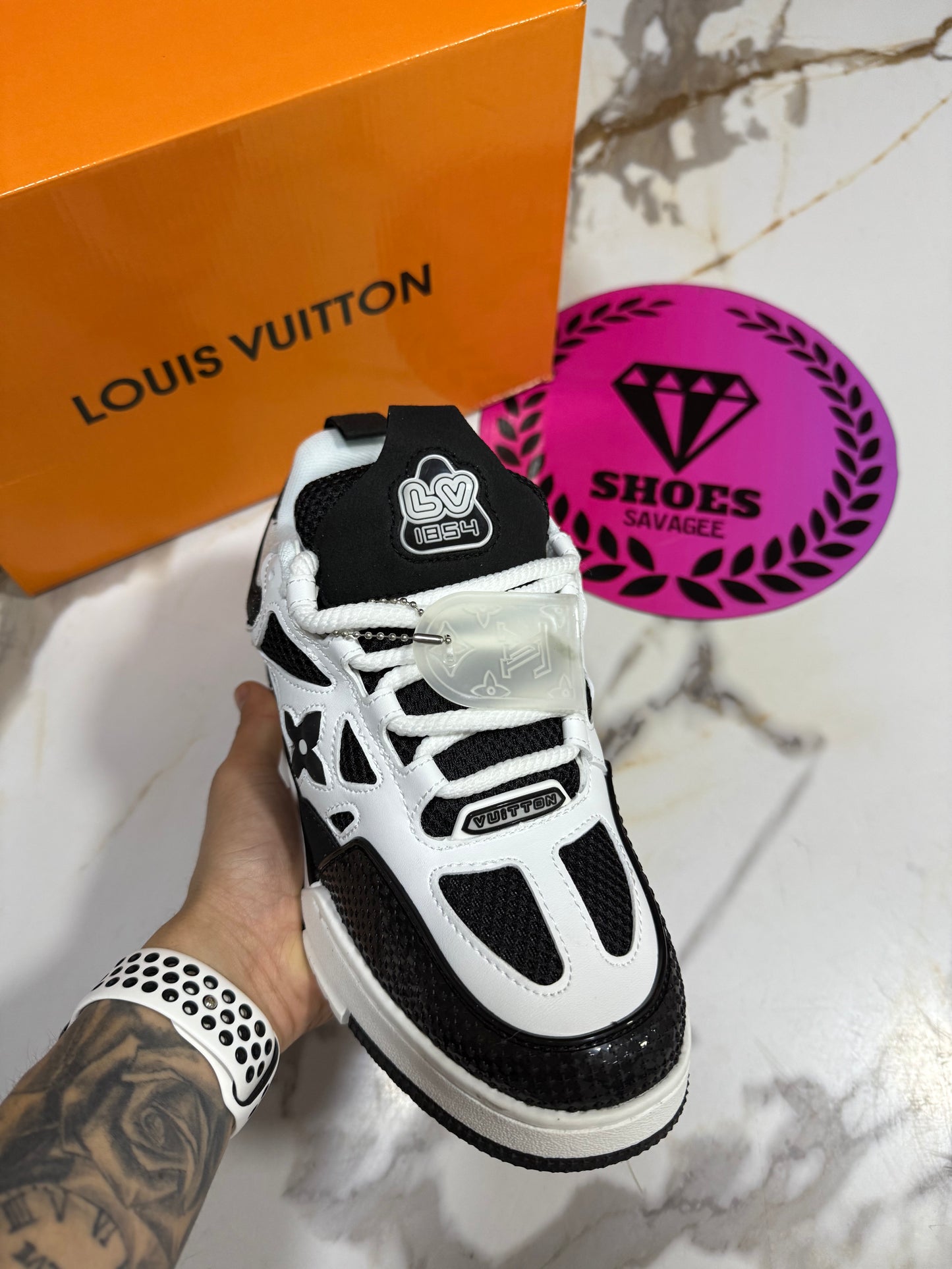 LOUIS VUITTON