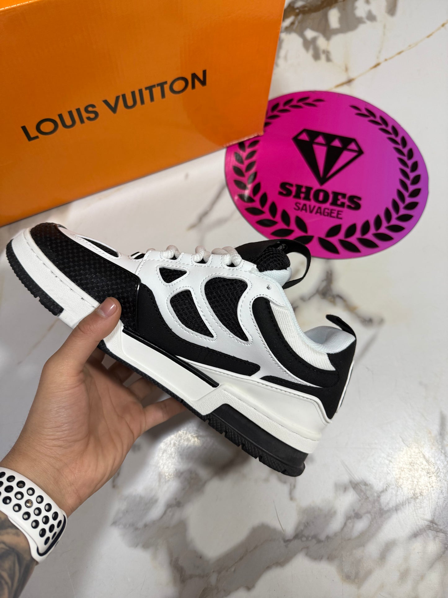 LOUIS VUITTON