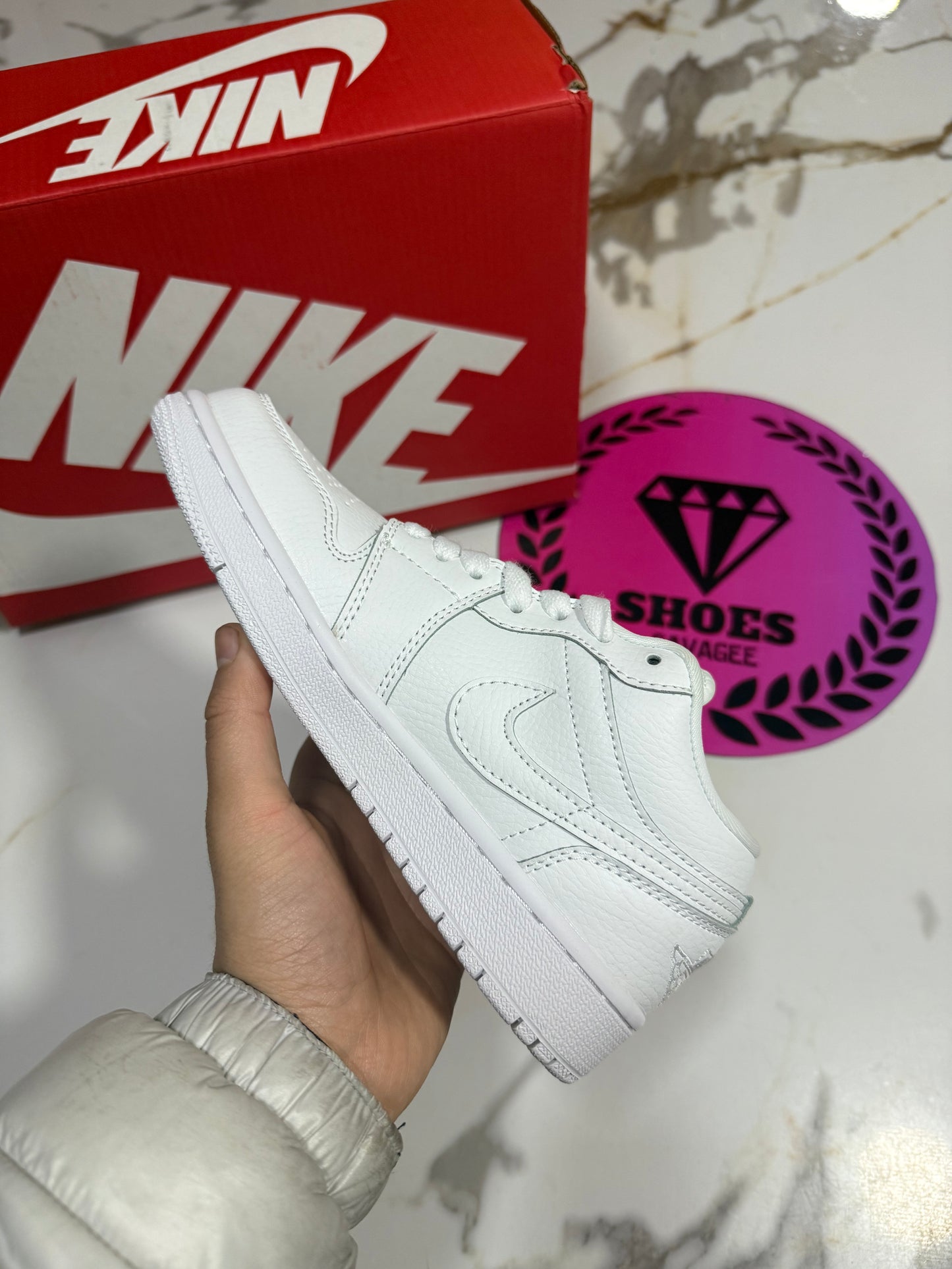 JORDAN RETRO 1 LOW
