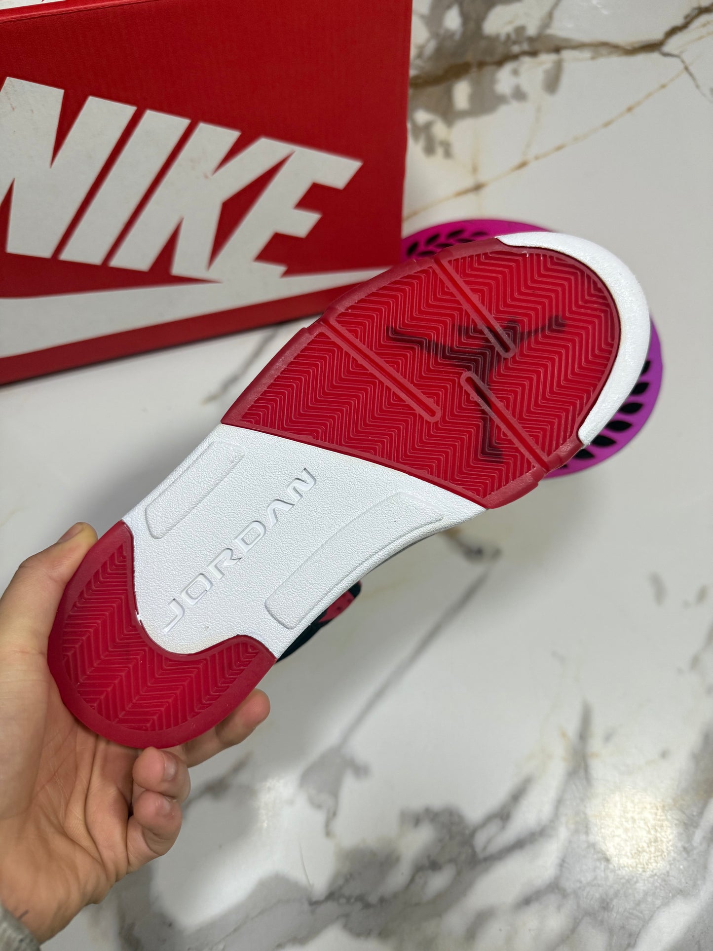 JORDAN RETRO 5