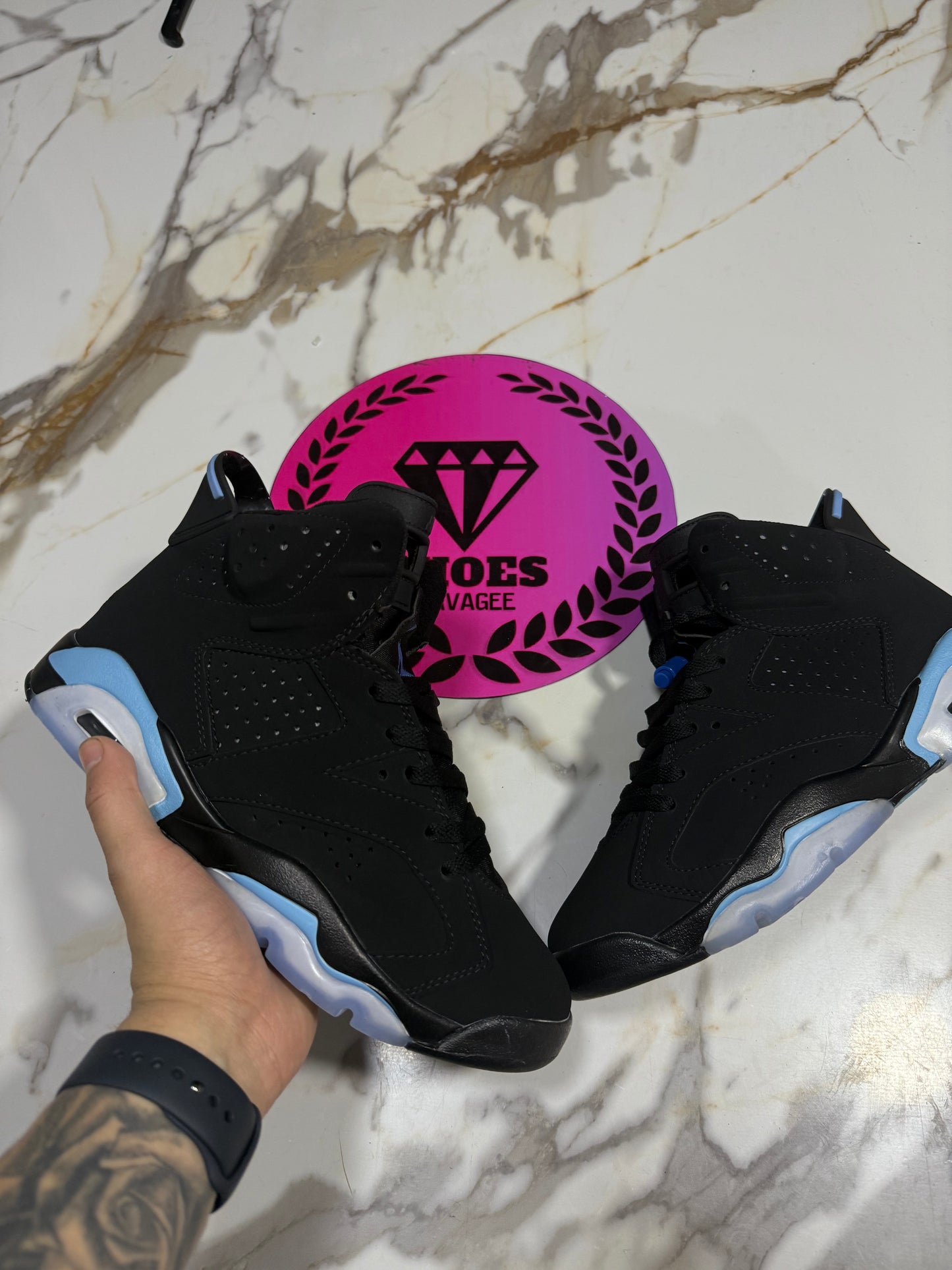 JORDAN RETRO 6