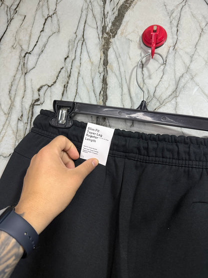 BUZO NIKE TECH X PARIS