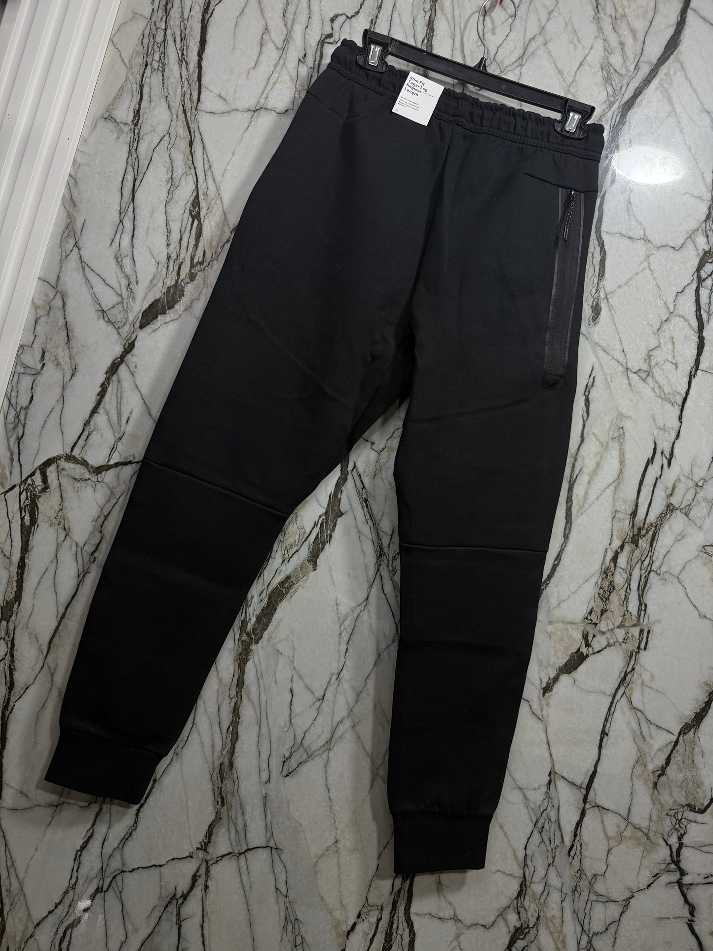 BUZO NIKE TECH X PARIS