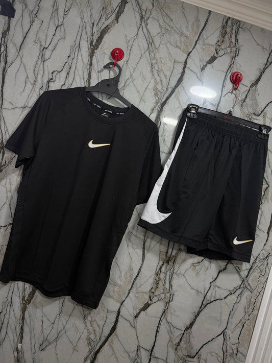CONJUNTO NIKE
