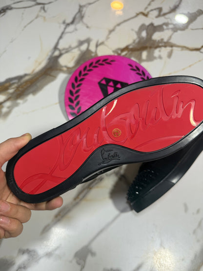 CHRISTIAN LOUBOUTIN