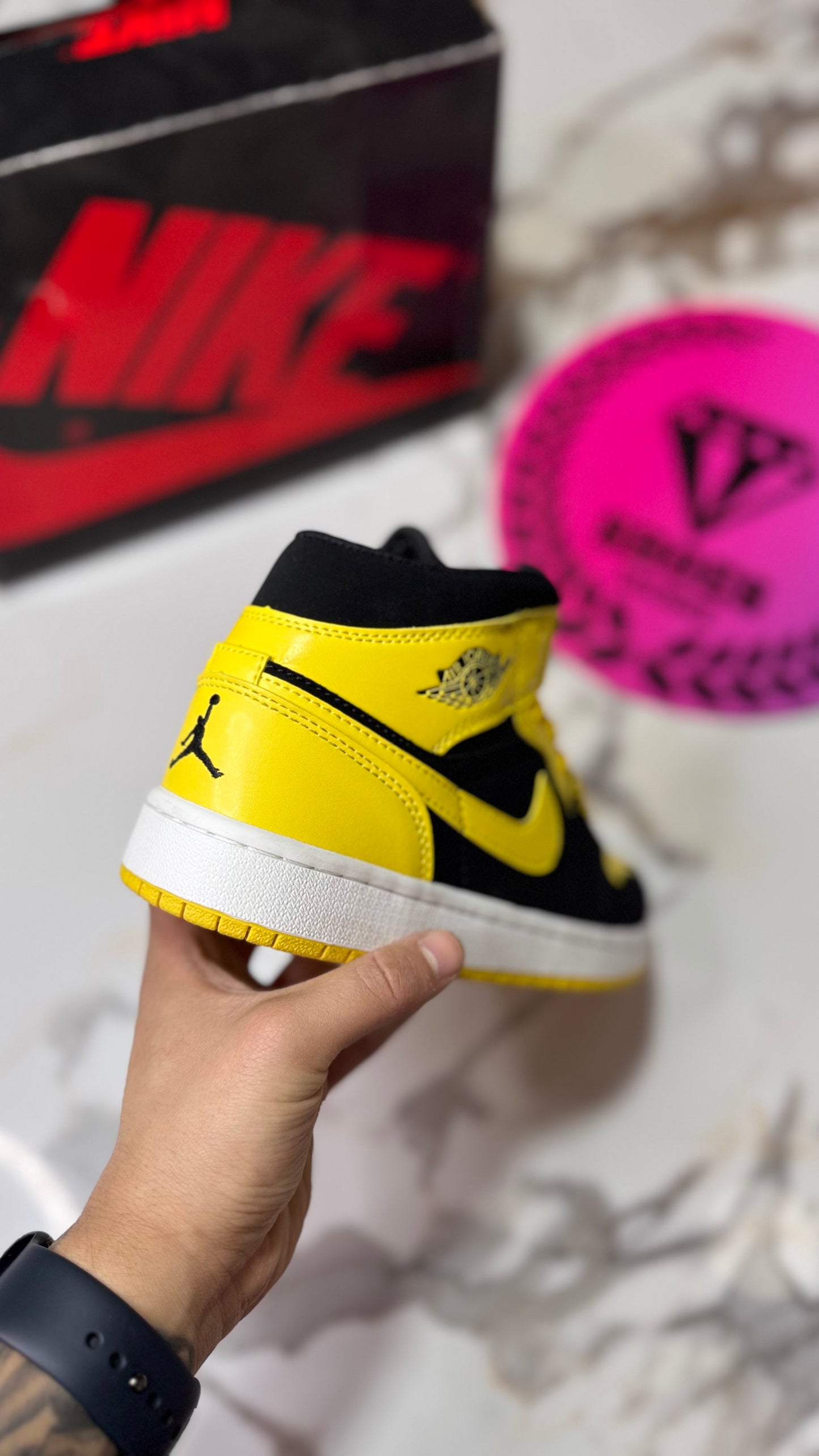 JORDAN RETRO 1