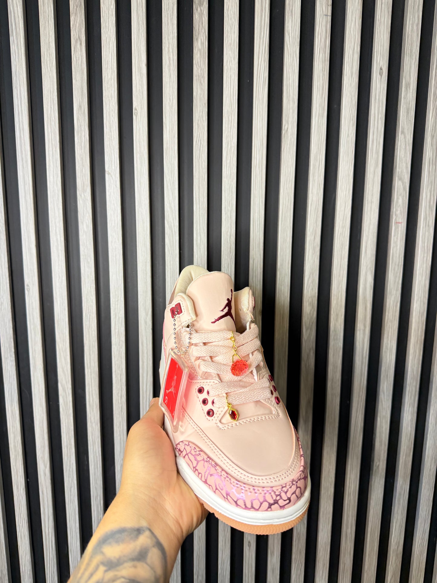 JORDAN RETRO 3