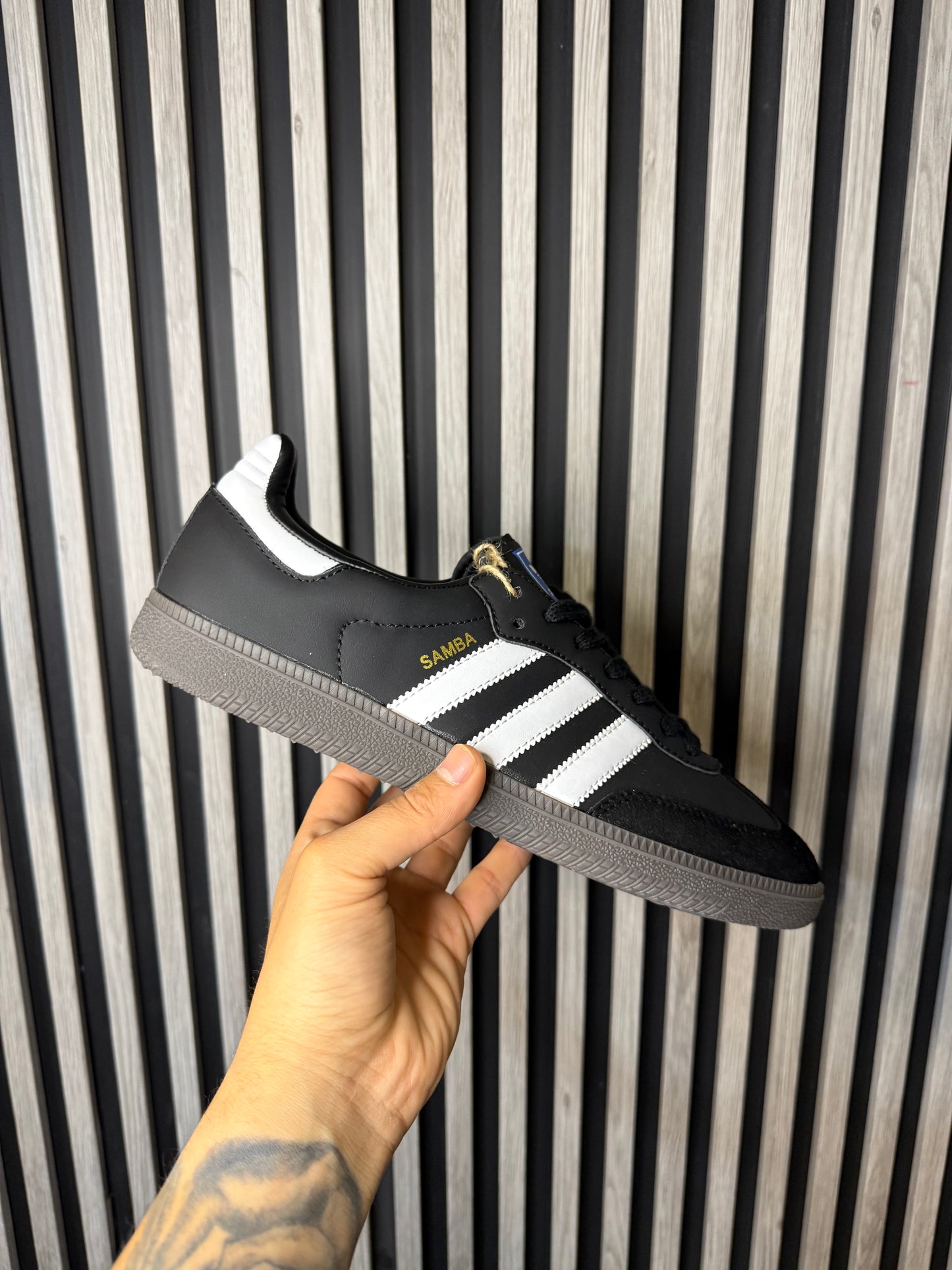 ADIDAS SAMBA