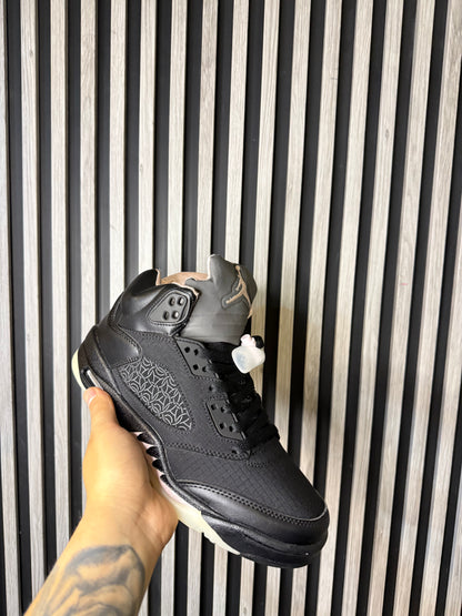 JORDAN RETRO 5 PARIS