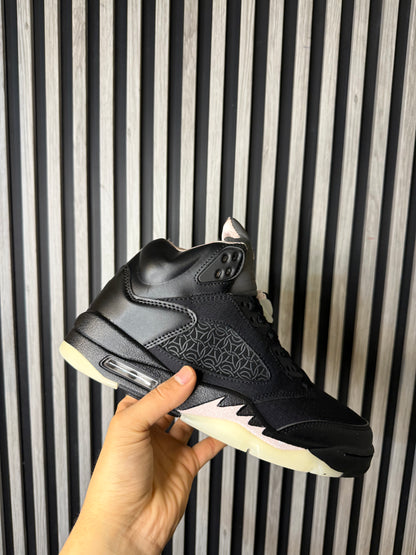 JORDAN RETRO 5 PARIS