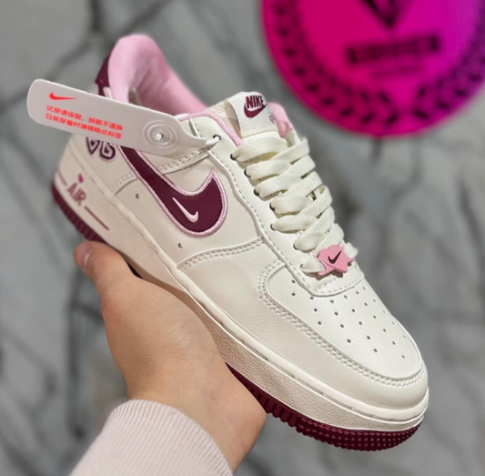 NIKE AIR FORCE ONE