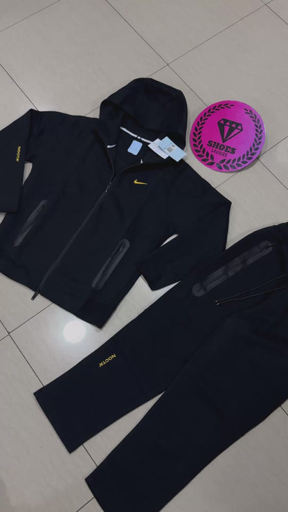 BUZO NIKE X NOCTA